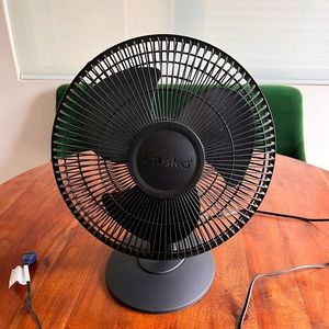 Lasko Table Fan